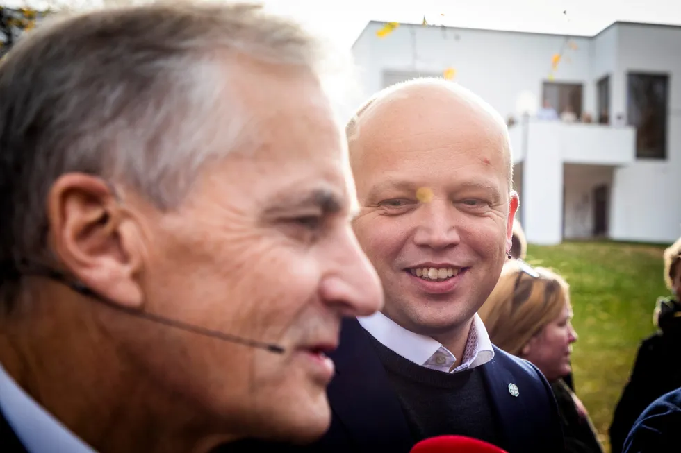 Påtroppende statsminister Jonas Gahr Støre og finansminister Trygve Slagsvold Vedum la frem sin rykende ferske regjeringsplattform onsdag.
