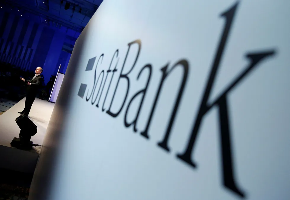 Softbank Group og konsernsjef har foretatt store investeringer i amerikanske teknologiselskaper under koronapandemien og foretatt en rekke risikotransaksjoner.