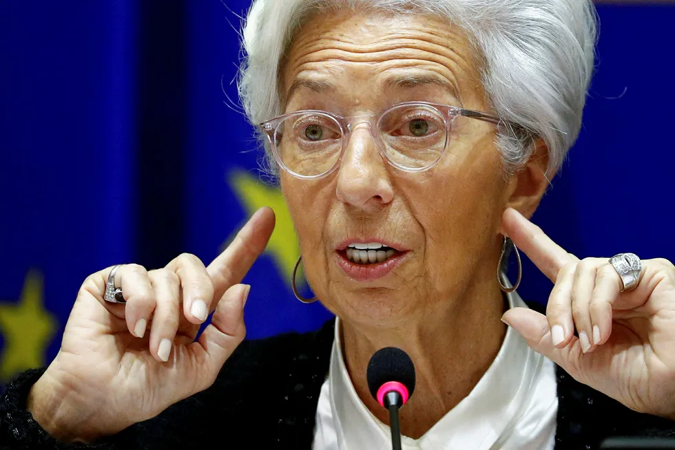 Christine Lagarde er sentralbanksjef for ECB. Tirsdag ettermiddag iverksatte hun nye tiltak for å redde den europeiske økonomien.