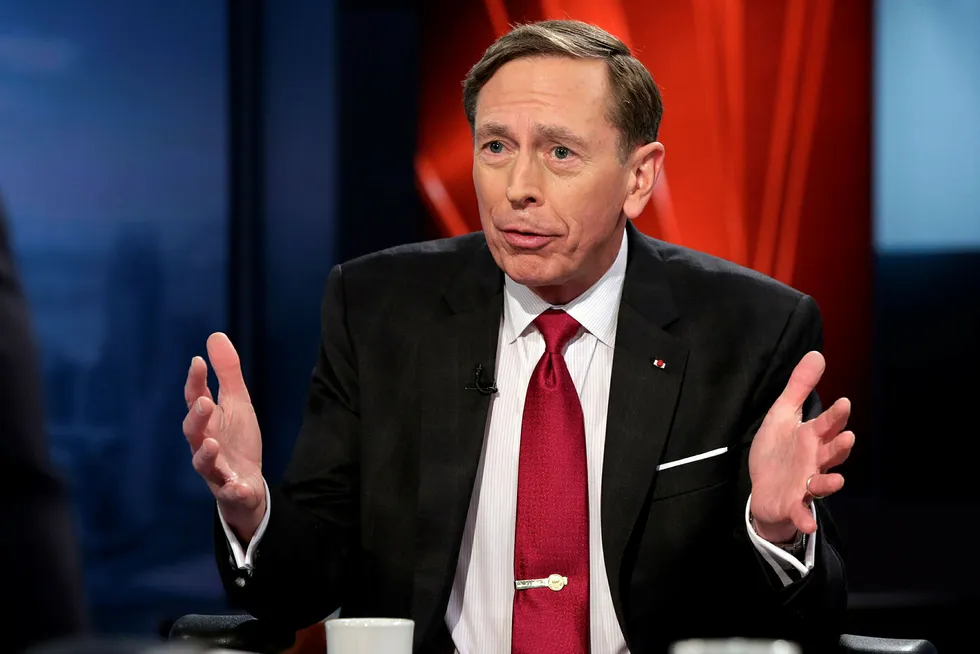Tidligere general David Petraeus erkjenner sine tidligere feil, men sier han nå er klart til å bli USAs utenriksminister. Foto: Richard Drew/Ap photo/NTB scanpix