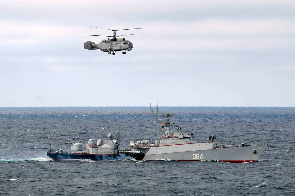 Russisk marineøvelse i Svartehavet i 2020. USA vurderer å gi Ukraina avanserte torpedoer for å bryte havneblokaden av landet.