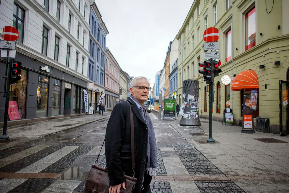 Konkurransedirektør Lars Sørgard tar helst ikke EØS-kontrollen. Foto: Javad Parsa