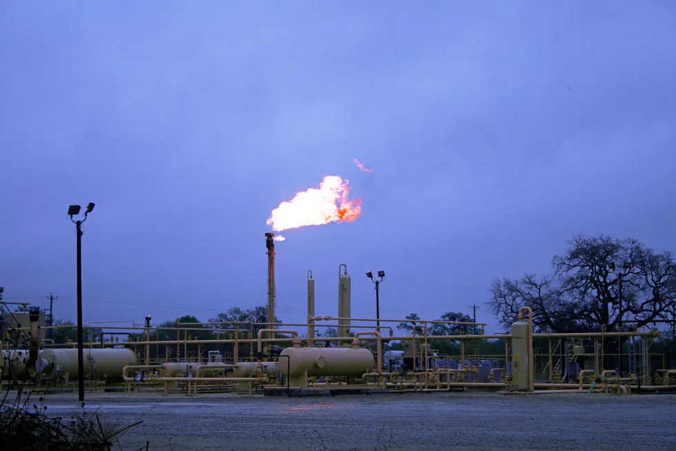 No more: Shell promises to eliminate all routine flaring by 2025