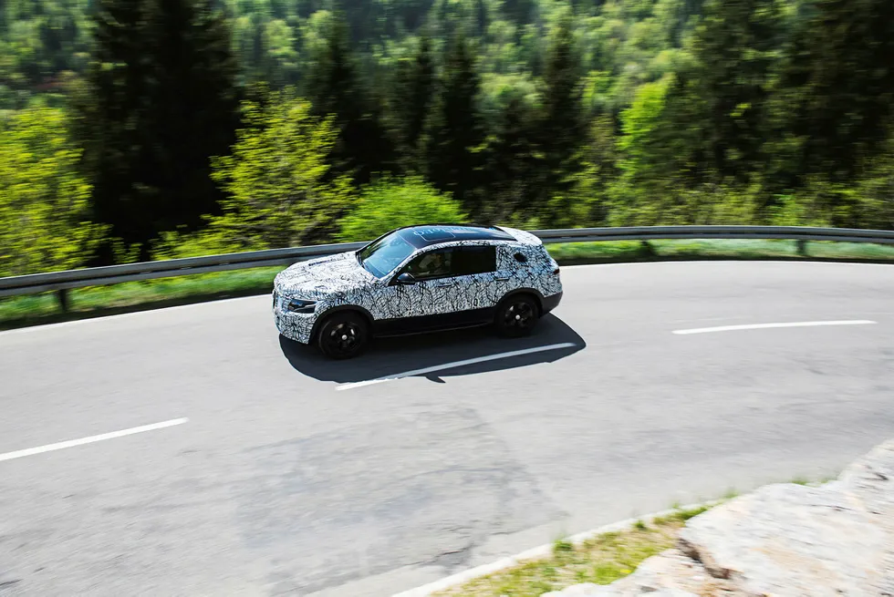 Her testes Mercedes-Benz sin EQC i Schwarzwald i Tyskland. Foto: Mercedes-Benz