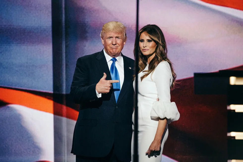 Donald Trump og hans kone Melania Trump. Melania Trump skal ha utført flere modelloppdrag i USA uten arbeidsvisum. Foto: Johannes Worsøe Berg