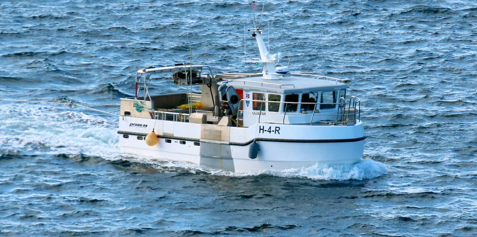 Øyvind Vaktskjold opplevde en krevende vintersesong med garnbåten «Oldefar». Først uteble skreien fra innersida av Lofoten. På Finnmarka måtte han gå mellom åtte og ni timer for å få levert fisken.