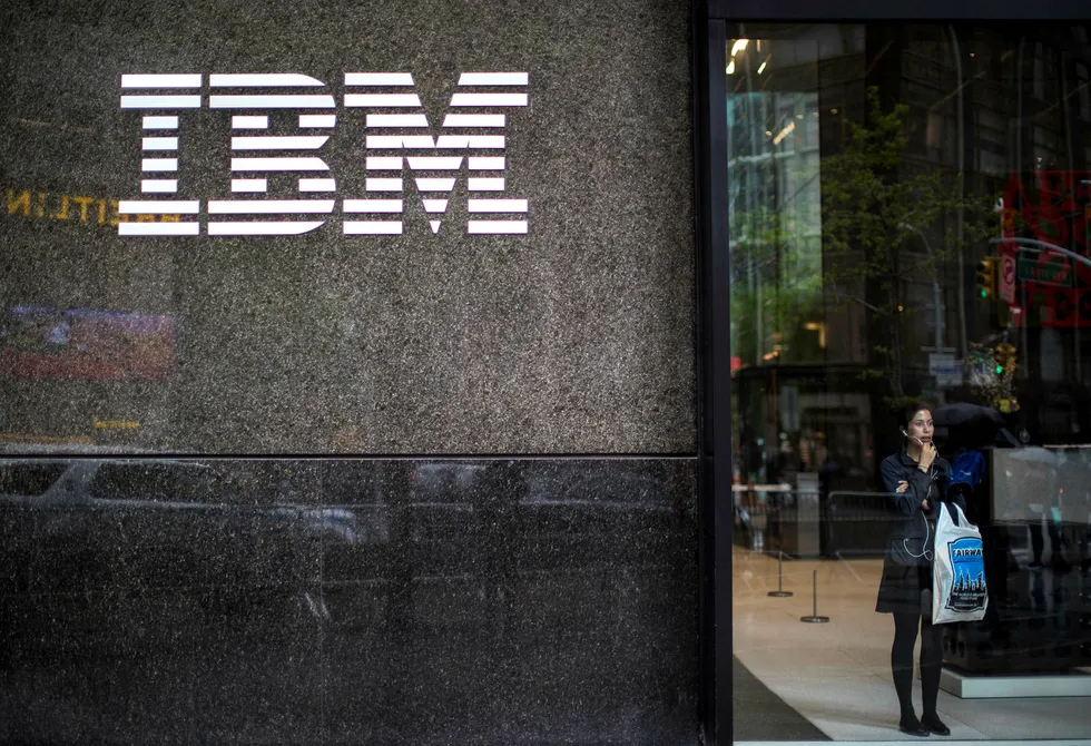 Teknologikjempen IBM gjør det sterkt. Foto: Mary Altaffer/AP Photo