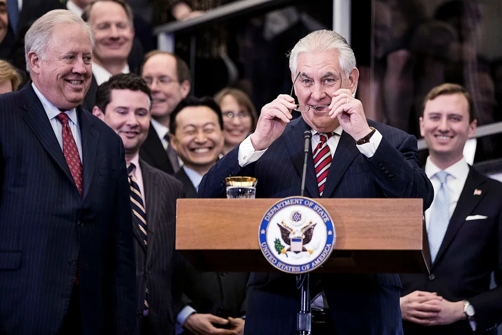 USAs utenriksminister, tidligere ExxonMobil-sjef Rex Tillerson. Her under en tale til ansatte i det amerikanske utenriksdepartementet etter tiltredelsen. Foto: Andrew Harnik/AP/NTB scanpix