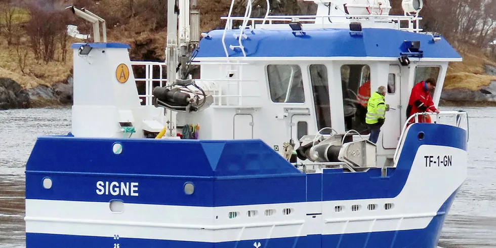 SNART KLAR: Her forlater «Signe» byggeverftet og forbereder fiskeprøver ute på fjorden.