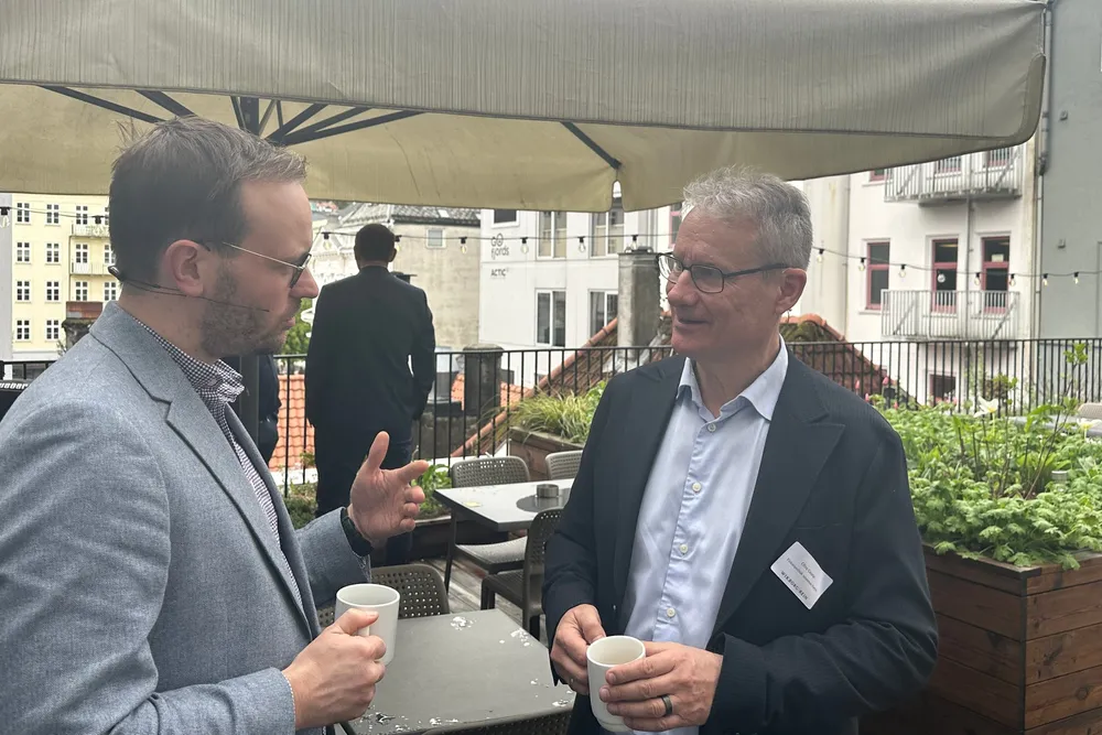 Sivert Bjørnstad (Frp) og Olve Grotle (H) sitter begge i næringskomiteen som skal forhandle om havbruksmeldingen.
