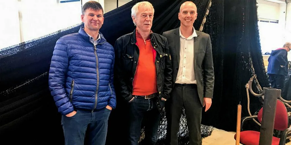 NY SJEF: Arne Birkeland (til venstre) overtar som konsernsjef i Mørenotgruppen etter Knut Berge. Nils Erik Bjørkedal blir ny driftsdirektør og Hans Fredrik Furstrand er tilsatt som finansdirektør.Foto: Pressefoto