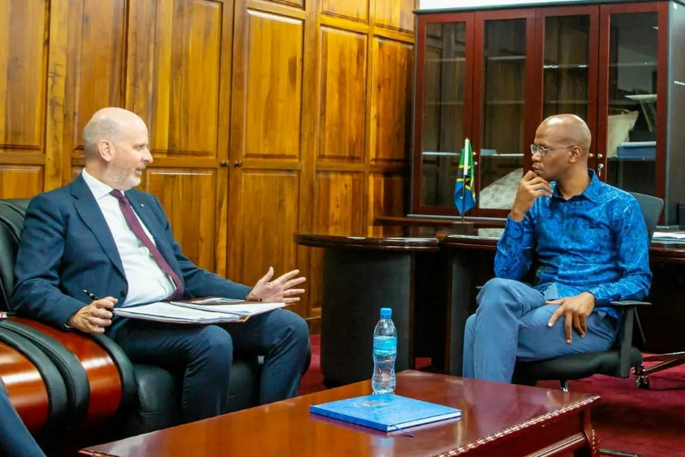 Critical: Paul McCafferty, Equinor's head of Africa E&P (left) met January Makamba, Tanzanian's Minister of Energy on 21 October