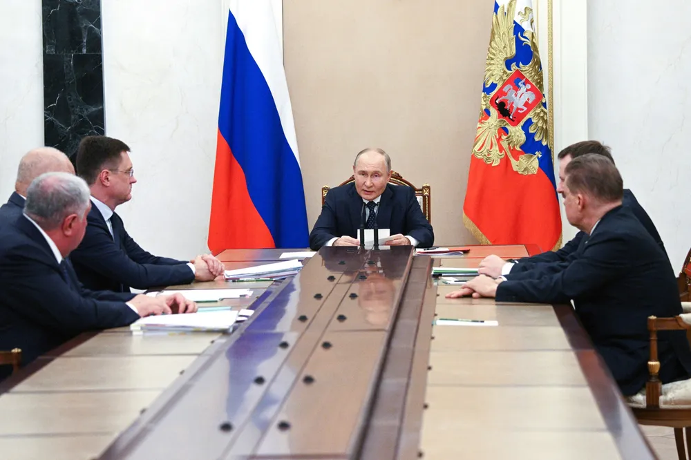 Russian President Vladimir Putin (centre) leads a meeting with selected energy executives at the Kremlin in Moscow this week.