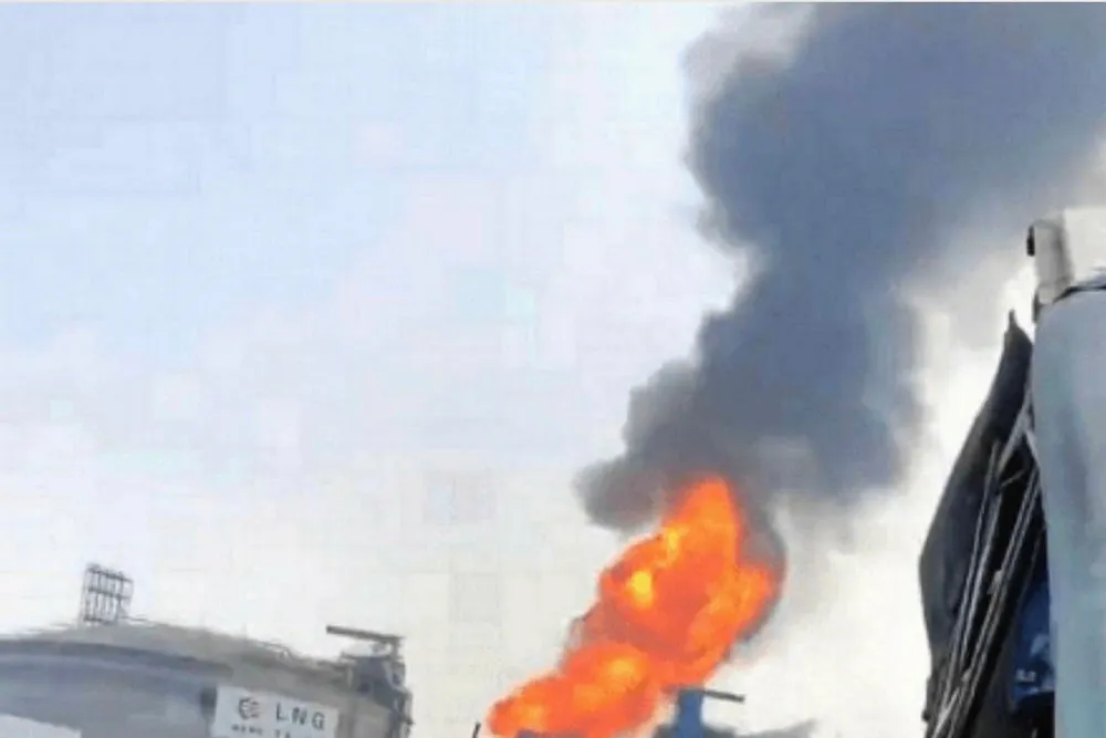 China LNG terminal on fire: no casualties reported