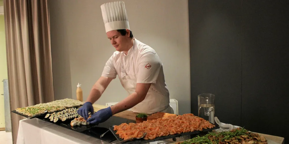 Salmon prices fall - here illustrated with salmon sashimi at Scandic Hell.