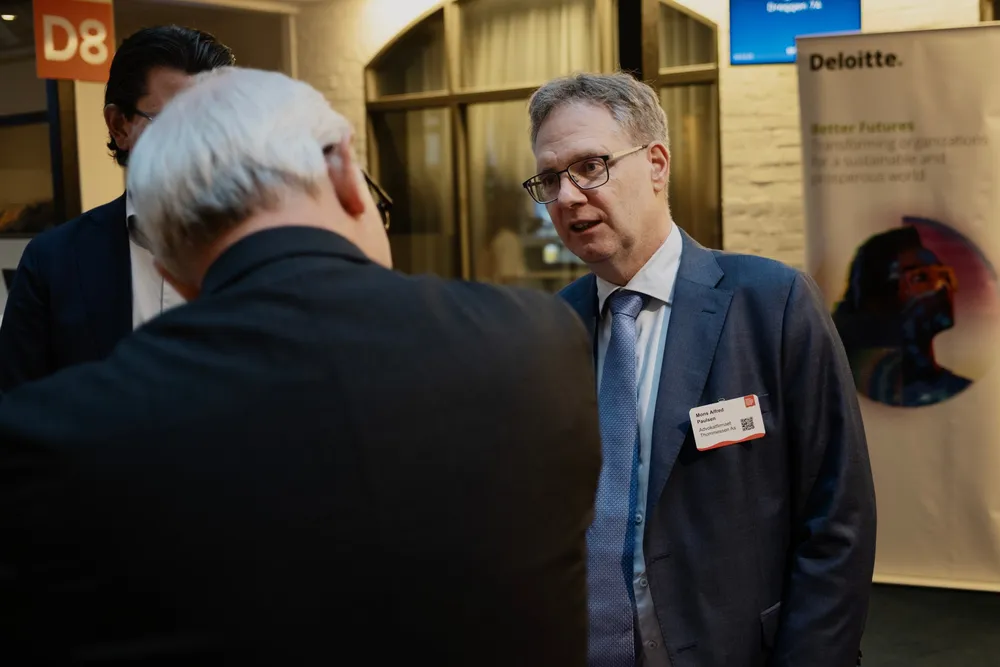 – Jeg skjønner jo resonnementet til departementet når det gjelder lusekvoter, men nødvendigheten, konsekvensene og lovligheten av å samtidig ta vekk tillatelsene ser jeg ikke, og det har vi heller ikke noen oversikt over, sier Mons Alfred Paulsen.