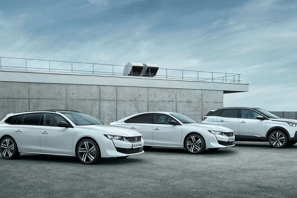 Neste år kommer Peugeot 508 og 3008 som ladbare hybrider.