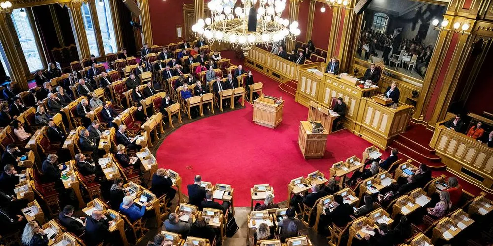 FISKERIRESSURSENE: De folkevalgte på Stortinget har rett til å fordele fiskeriressursene. Ordningen hvor fiskere selger kvoter til høystbydende er aldri lagt frem for Stortinget.Foto: Per Thrana