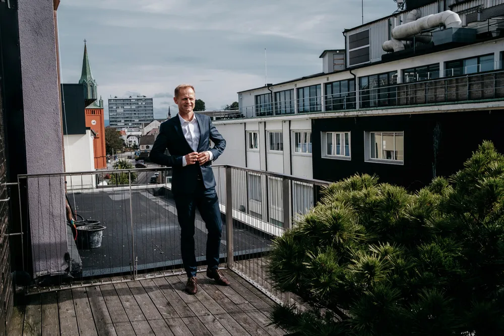 Geir Austigard, konsernsjef i industriselskapet Moreld, går sammen med amerikanske Chevron om satsning på havvind.