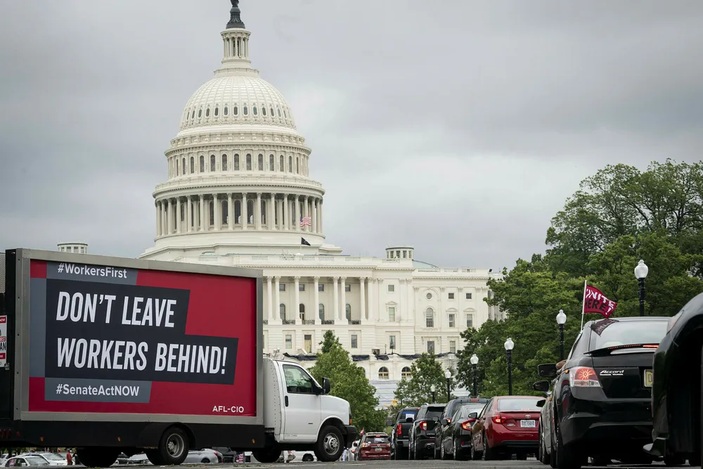 US unemployment figures down