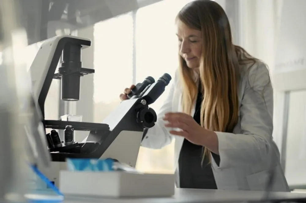 "The findings indicate that red blood cells can be used to find out how stressed the fish have been, and perhaps learn more about why the combination of stressful treatment and common viral infections causes mortality in farmed salmon," Veterinary Institute Senior Researcher Maria Dahle said.