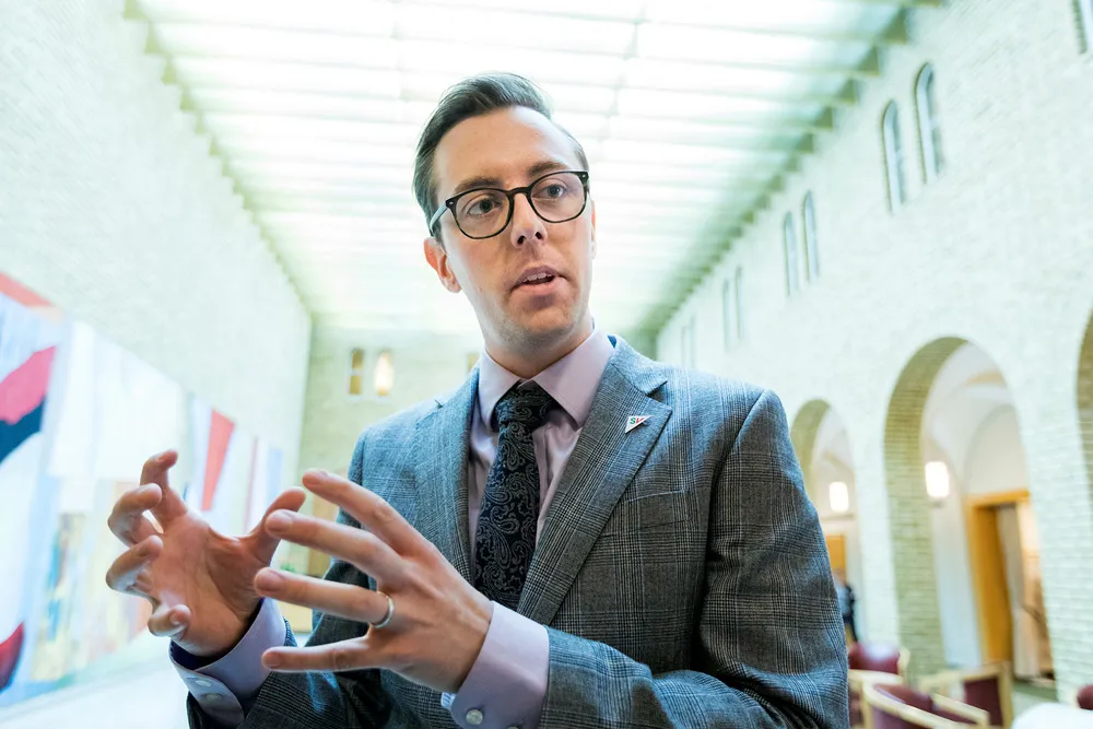 SVs helsepolitiske talsperson Nicholas Wilkinson vil ha en alkoholpolitikk som fungerer for folk i hverdagen. Foto: Gorm Kallestad / NTB scanpix