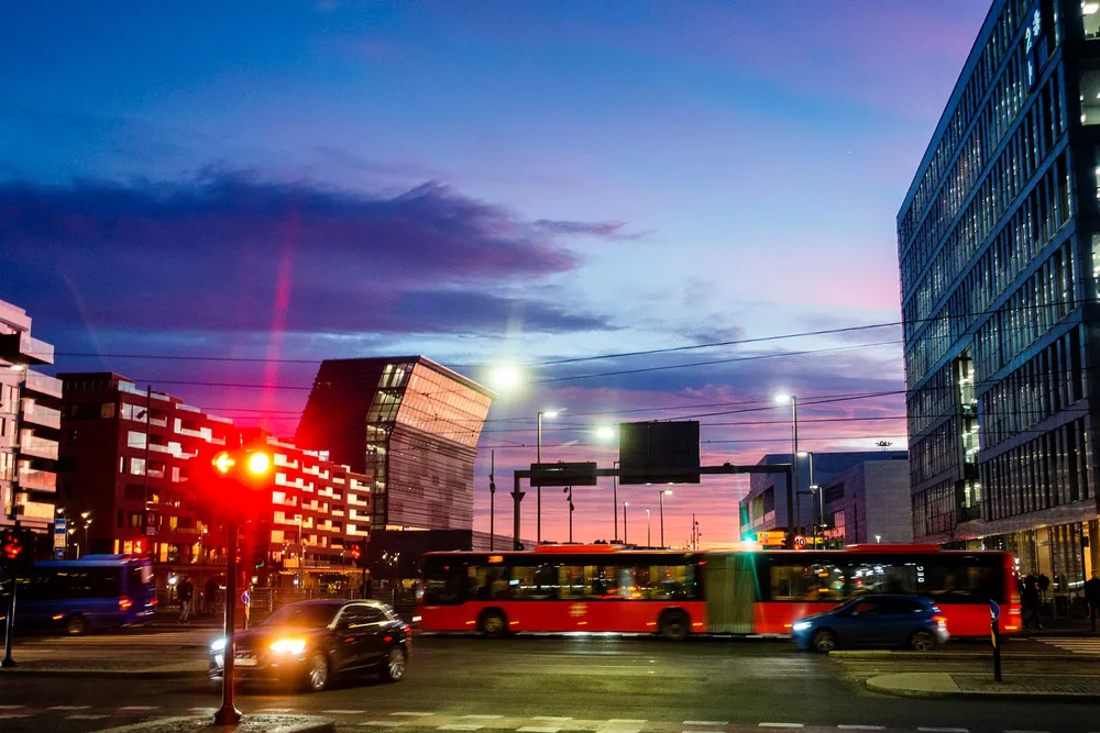 Busstreiken får store konsekvenser for kollektivtrafikken i Oslo og store deler av landet.