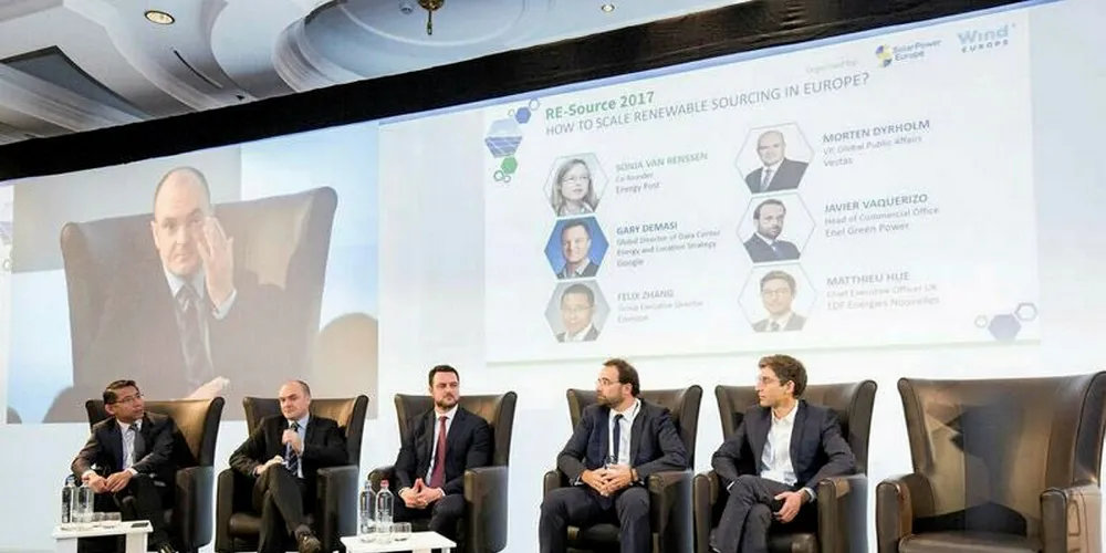 The panel discusses the issues around corporate PPAs at Re-Source 2017