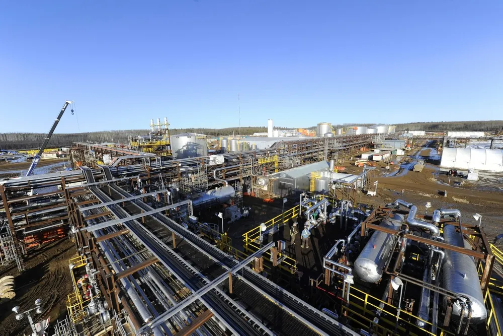 Calling halt: Statoil at Leismer plant