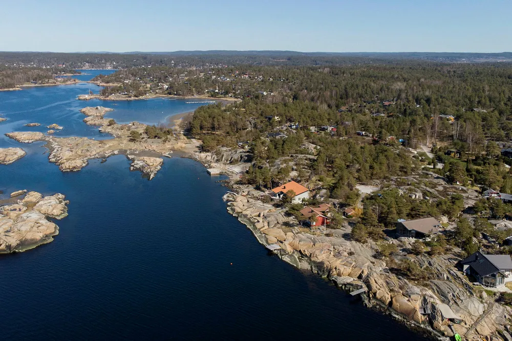 DNs dokumentar 27. juni om konflikten mellom hytteeiere og tidligere grunneier på Grimsøy.