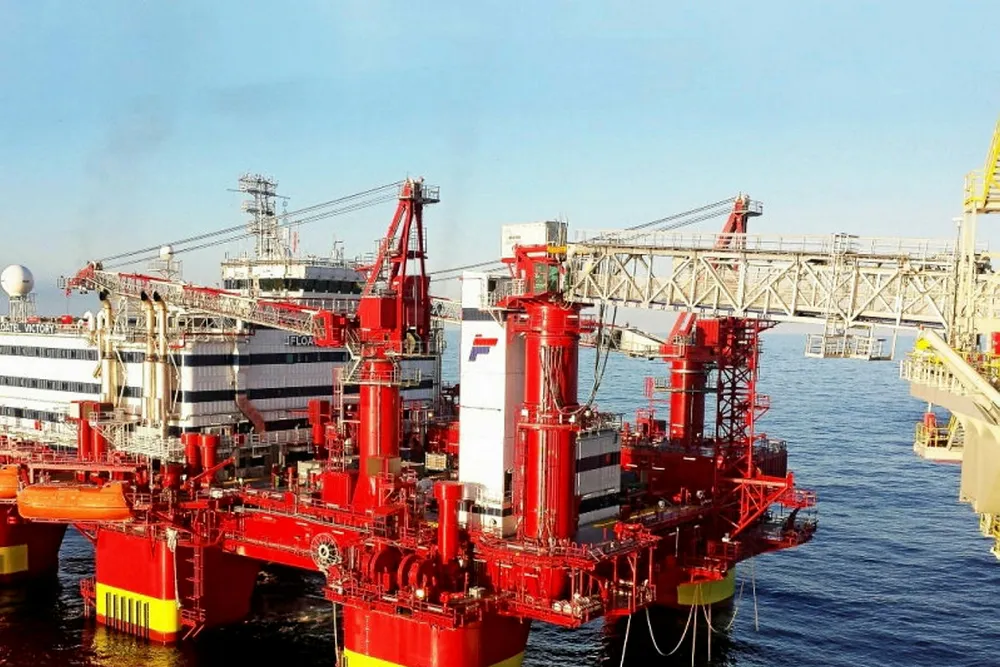 Charter suspended: Floatel Victory