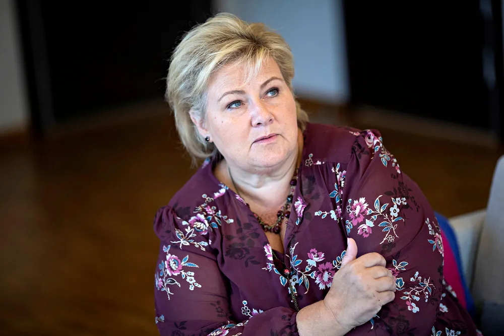 Statsminister Erna Solberg forsvarer frihandelsavtalen med Brasil selv om hun innser at tidspunktet for annonseringen av den var litt uheldig.