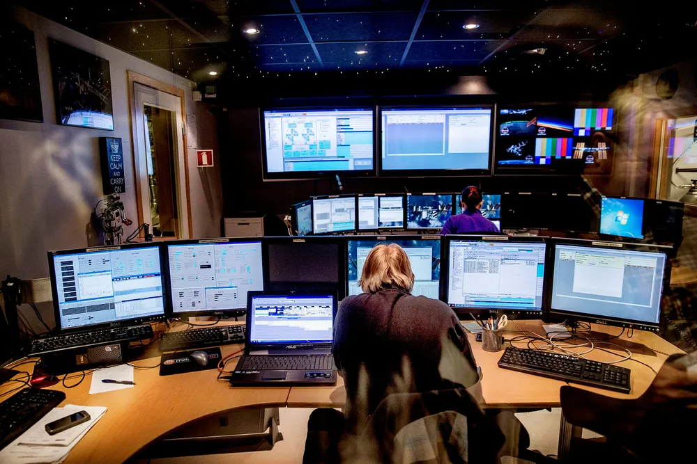 Jeg har aldri angret på valget jeg tok i 1983 som ledet meg inn porten på NTH – nå NTNU – for å studere datateknikk og telematikk, skriver artikkelforfatteren. Her fra Plantebiosenteret ved NTNU Dragvoll der forskere jobber med å få vekster til å vokse i verdensrommet.
