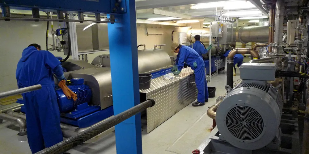 KUNNSKAP: Det et stort behov for å utvikle effektive teknologiske prosesser som kan passe til alle marine råstoffer. Bildet er fra Rimfrosts patenterte teknologi for avansert produksjon av krill med enzymeterisk hydrolyse.