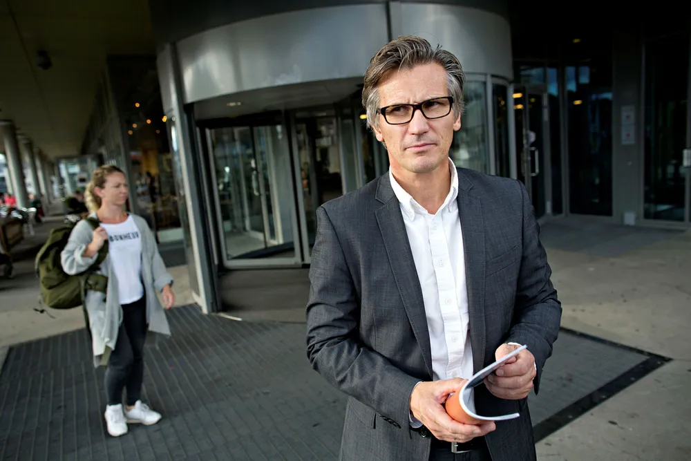 Bjørn Erik Thon, direktør i Datatilsynet, har varslet den første store boten etter innføringen av GDPR.