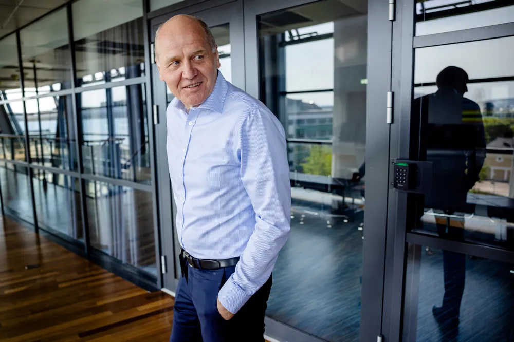 Telenor og toppsjefen Sigve Brekke eier nær halvparten av Working Group Two.