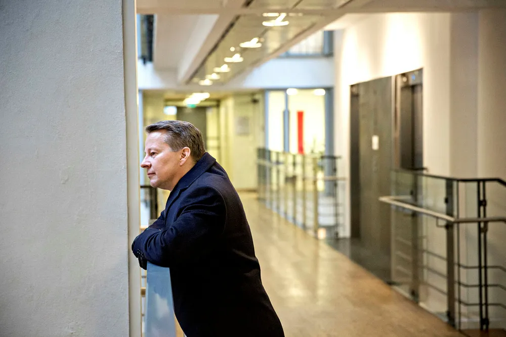 – Det er krevende å drive et lite meglerhus i Norge i dag, sier administrerende direktør Stig A. Rognstad i Norse Securities.