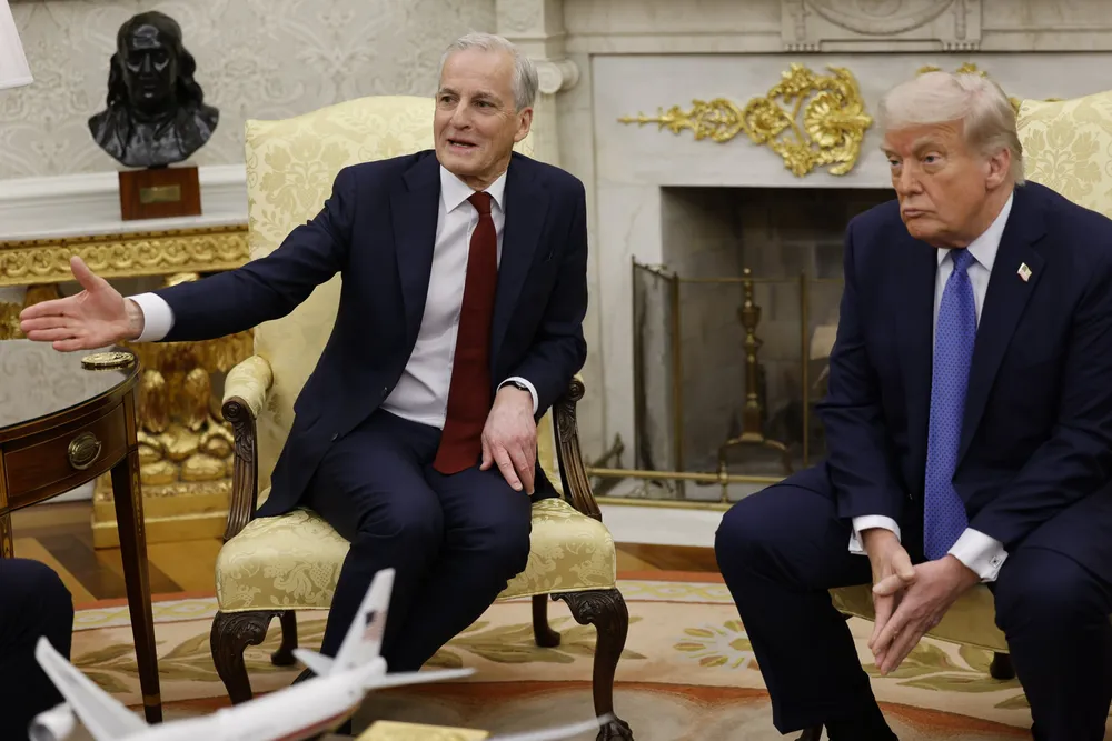 Statsminister Jonas Gahr Støre (Ap) og president Donald Trump møtte pressen i Det ovale kontor torsdag.
