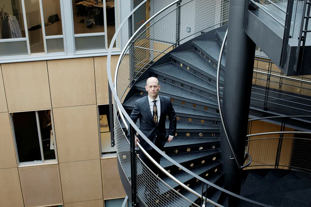 Sjeføkonom Øystein Børsum i Swedbank tror flere amerikanske selskaper vil følge etter Apple og rapportere om svakere etterspørsel fra Kina.