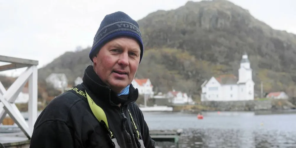 ETTERLYSER LØSNING: Alf Ulland, dorgefisker fra Hirdasund i Flekkefjord, mener det må på plass en løsning for å berge stumpene i kystflåten etter to elendige makrellår.Arkivfoto: Kjersti Kvile
