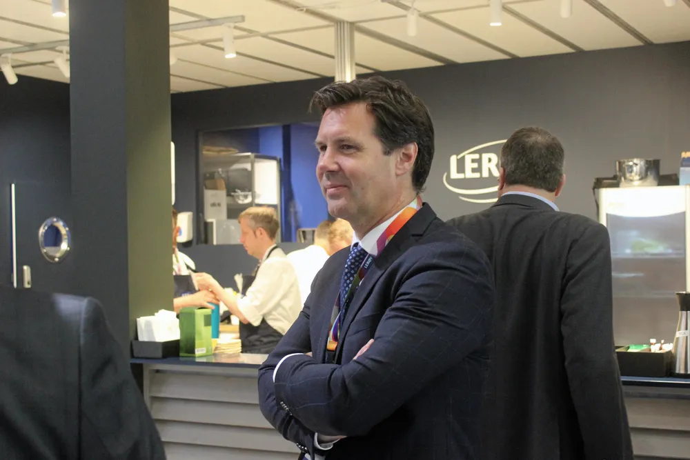 Konsernsjef Henning Beltestad i Lerøy Seafood Group er fornøyd med produksjonen i skjermet teknologi