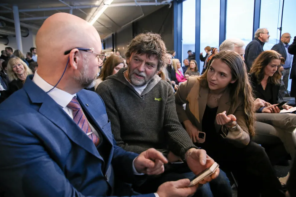 Kystfiskarlaget, her ved Tom Vegar Kiil, Paul Jensen og daglig leder Hanna Arctander, ber om rapporteringsmøte med fiskeriministeren.