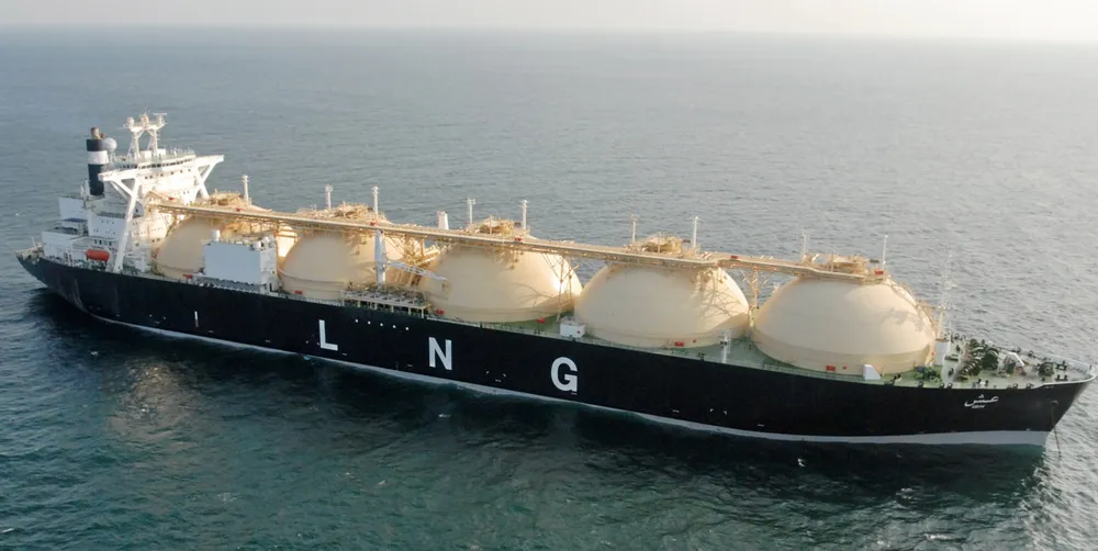 De lave gassprisene i USA gjør det lønnsomt å frakte nedfryst flytende gass til Europa. Selv om kostprisen for å levere til EU er lav, biter det lite på energiprisene i Europa.