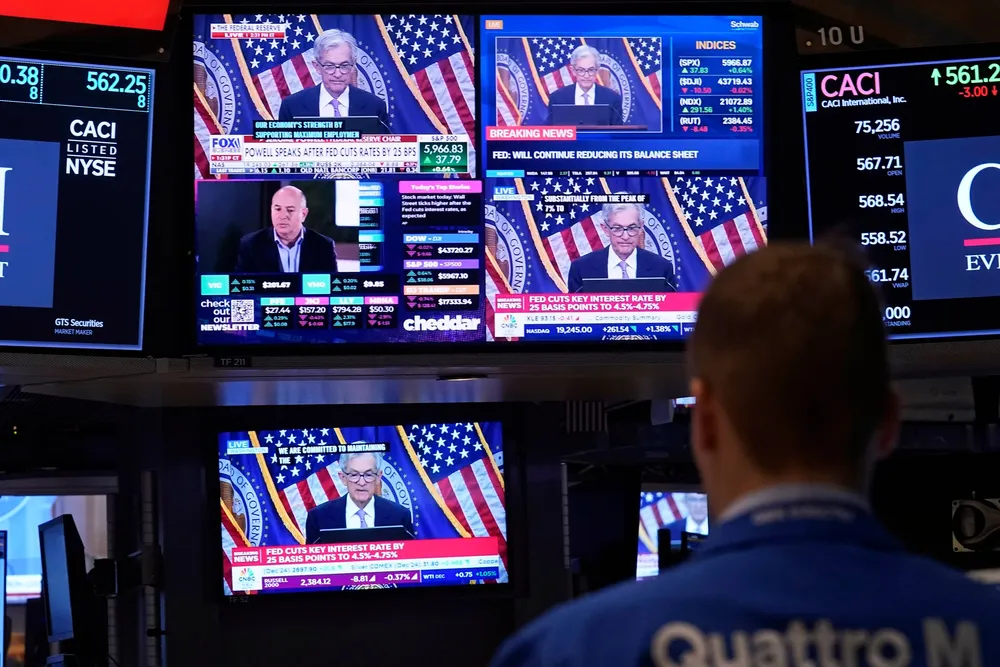 Markedet forbereder seg på en ny rentebeslutning fra Federal Reserve og sentralbanksjef Jerome Powell, her på skjermen fra en tidligere anledning.