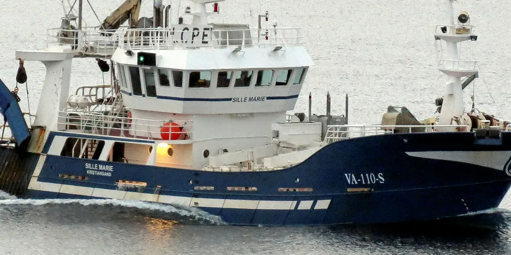 GODE TIDER: På kort tid har den pelagiske tråleren «Sille Marie» innmeldt fire tobisfangster i Norges Sildesalgslag og levert til meget gode priser.
