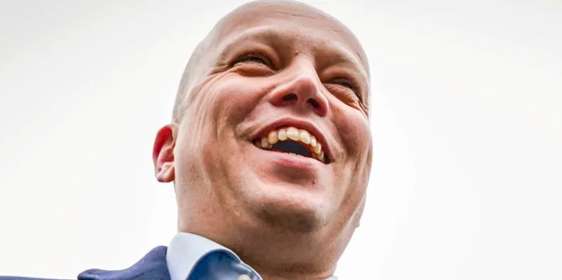 Finansminister Trygve Slagsvold Vedum har lagt frem en omfattende ordning som skal gjøre produsentene mer velvillige til å tilby fastpriser i markedet. Forlaget er på høring og mottakelsen er blandet.