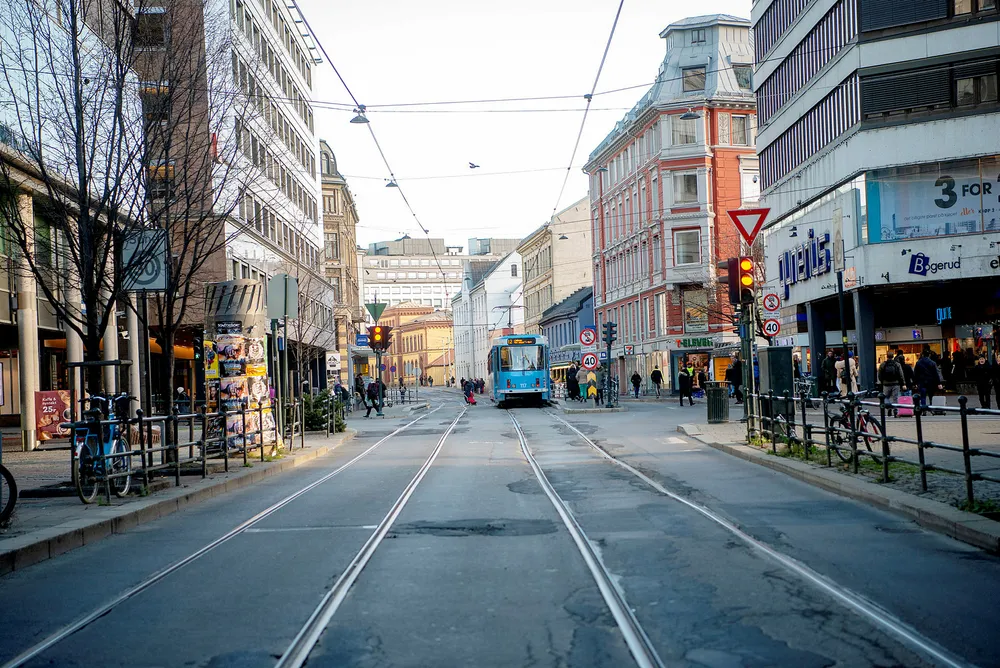 Storgata (bildet) i Oslo skal totalrenoveres. Nye trikkeskinner skal da legges i parallellgaten Christian Krohgs gate.