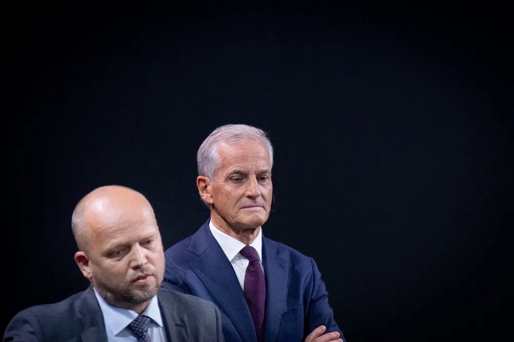 Sp-leder Trygve Slagsvold Vedum og Ap-leder Jonas Gahr Støre deltar i partilederdebatten i Arendal kultur- og rådhus under Arendalsuka.