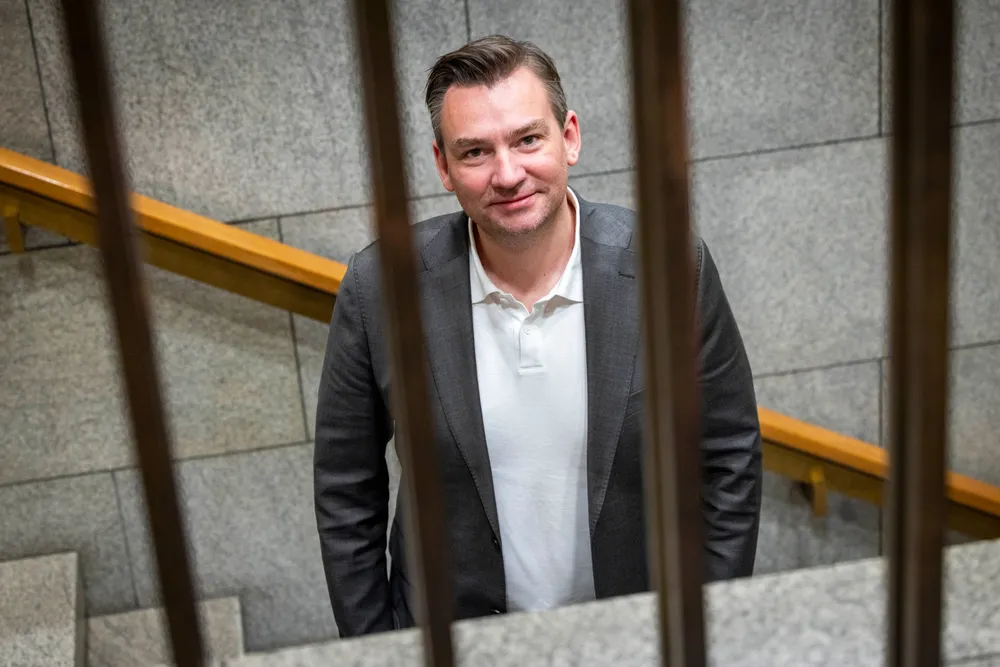 Ferske tall fra SSB viser at andelen nordmenn i jobb har gått ned hvert år siden 2022, skriver Henrik Asheim (bildet).