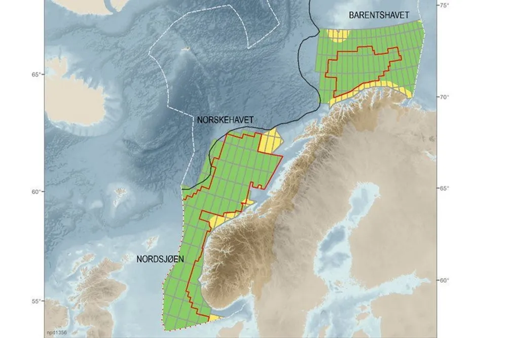 Hvem vil lete etter olje? Kun syv selskaper søker i 25. konsesjonsrunde (mot 11 i 24., og 26 i 23.). De gjenværende syv gambler kanskje på at Parisavtalen mislykkes. Grønt areal er områder som er åpnet og tilgjengelig for tildeling.